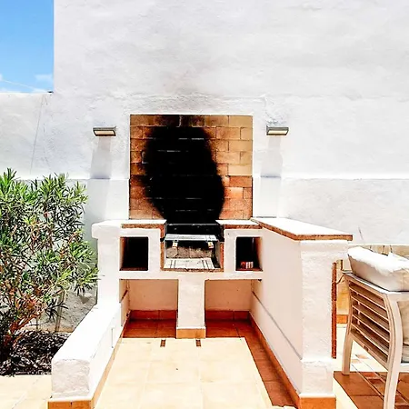 فيلة Casa Tauro *